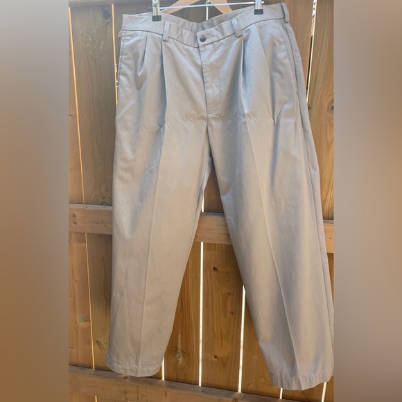 HAGGAR CHINO PANTS 36x29 - Picture 1 of 6